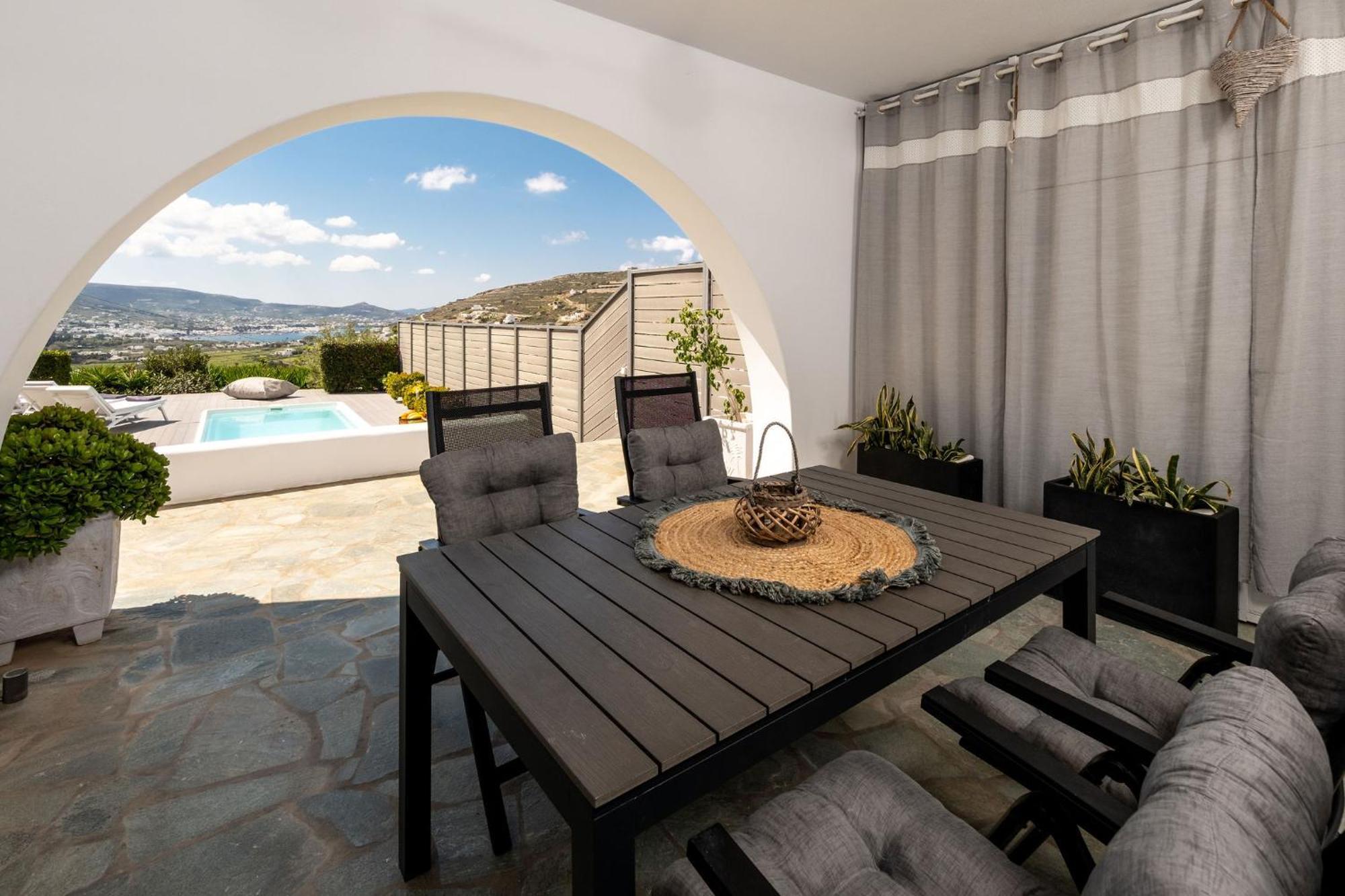Azzurro Bianco Suites Páros Eksteriør billede