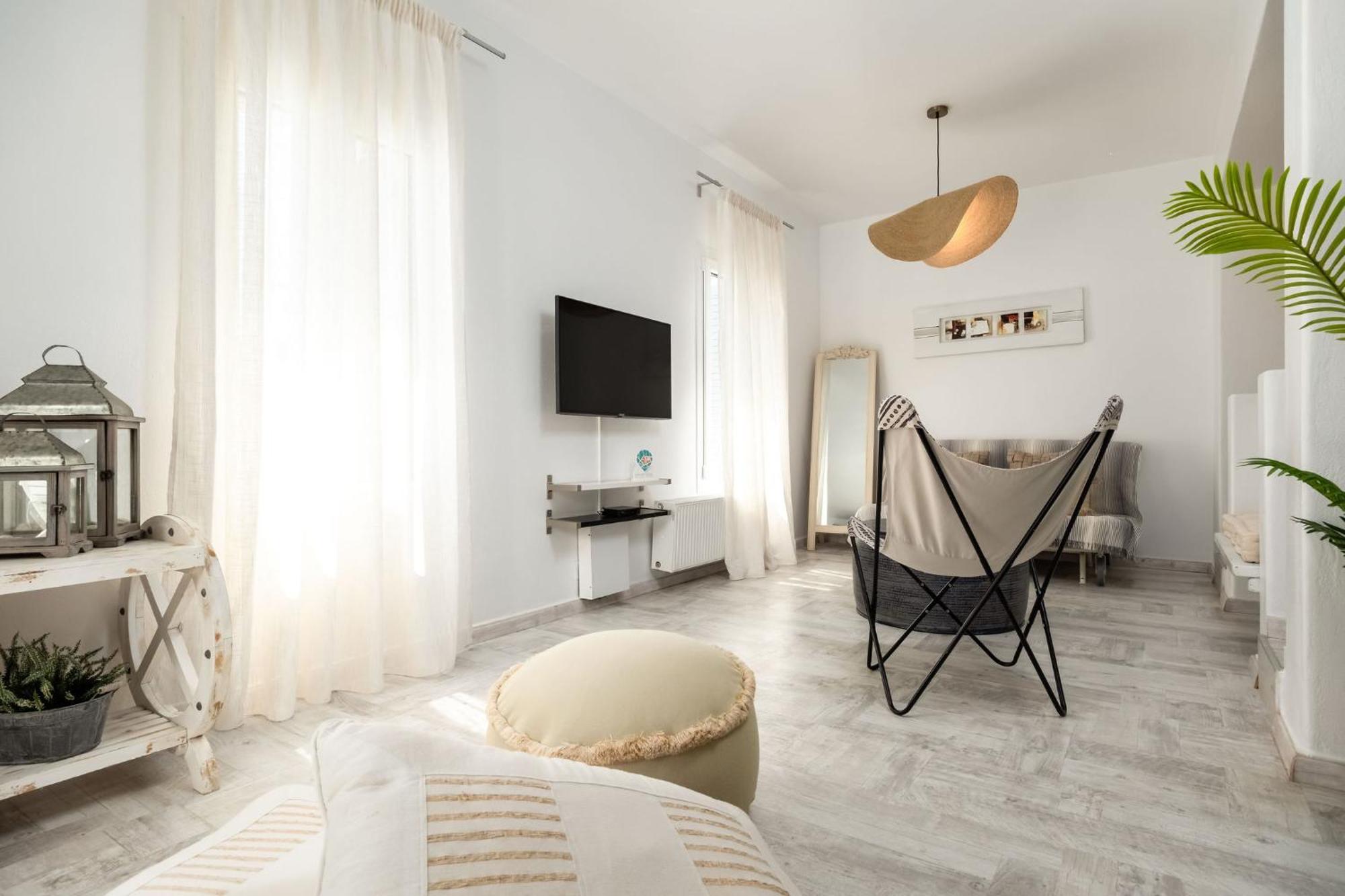 Azzurro Bianco Suites Páros Eksteriør billede