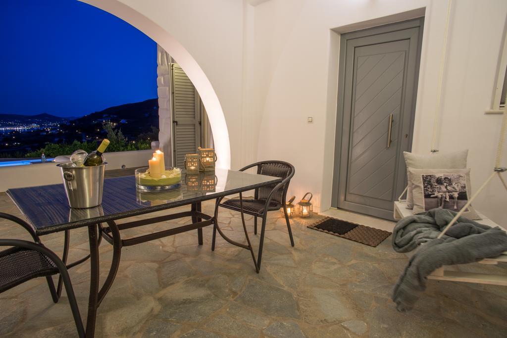 Azzurro Bianco Suites Páros Eksteriør billede