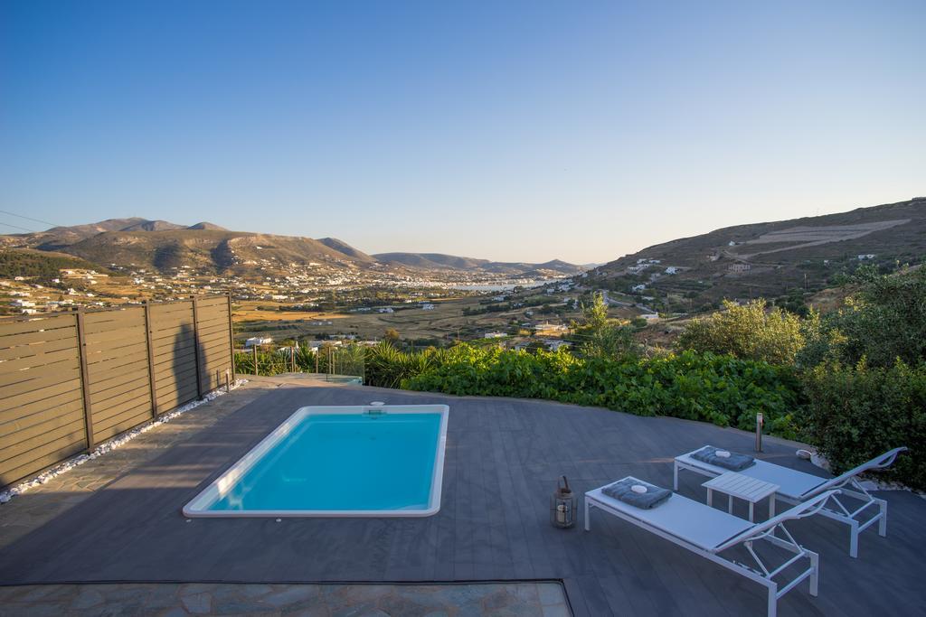 Azzurro Bianco Suites Páros Eksteriør billede