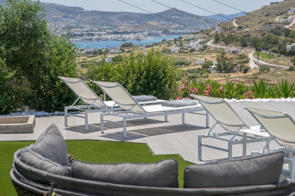 Azzurro Bianco Suites Páros Eksteriør billede